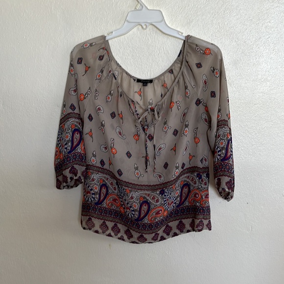 Blouse - Picture 2 of 2